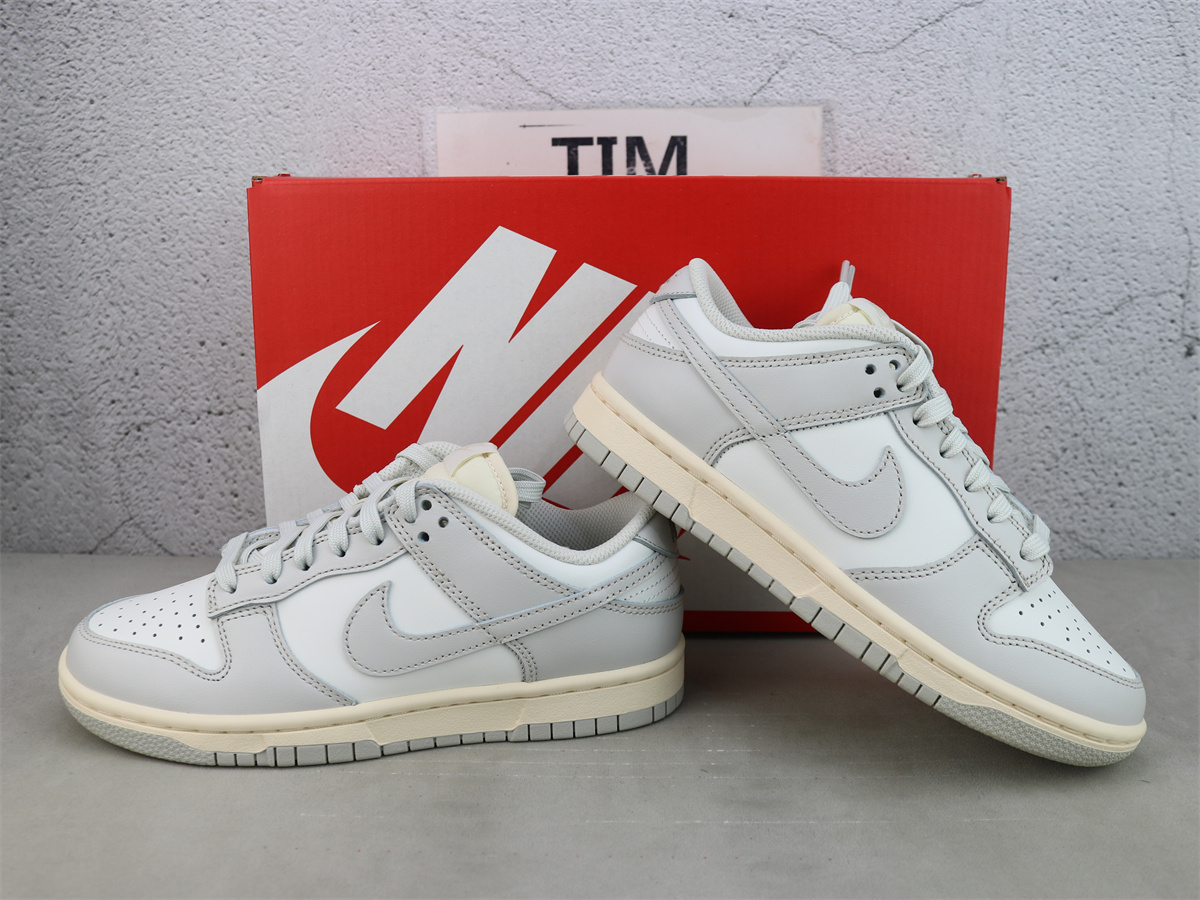 M Batch Nike Dunk Low WMNS Light Bone DD1503 107